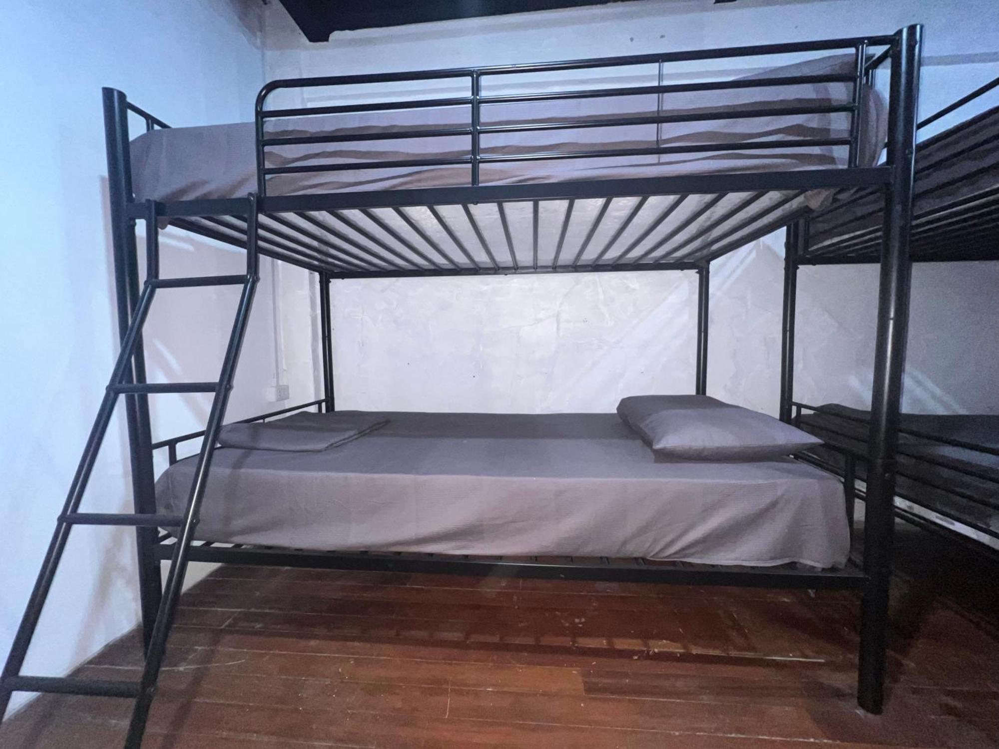 Patong Adventure Hostel Extérieur photo